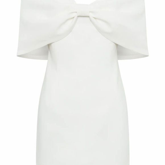 GWYNETH Off Shoulder Bow Mini Dress - White - Picture 6 of 10